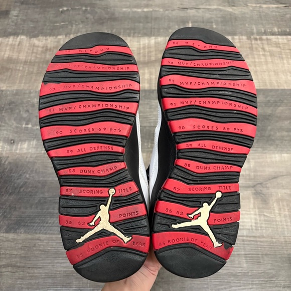 Jordan Retro Double X Nickel/Chicago 45, Size 8, GUC -no original box - Picture 13 of 16